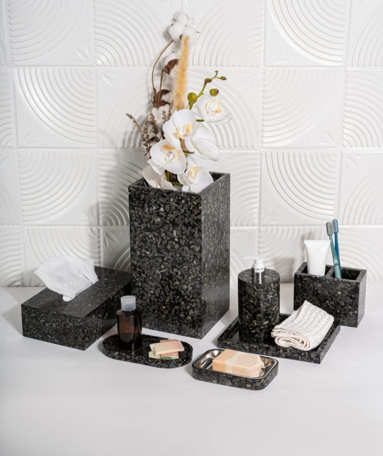 Toiletris Teraso jadi Aksen Cantik Kamar Mandi