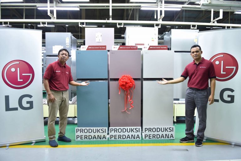 Kulkas LG Hadir dengan Warna Cerah, Cantik!