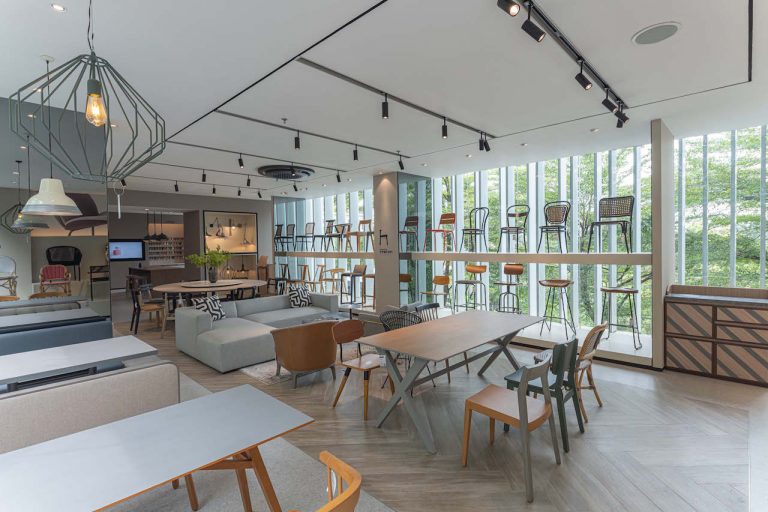 IKONS & MODULO, Brand Anyar Metaphor untuk Furnitur Komersial dan Residensial