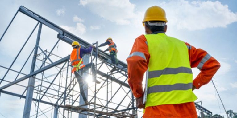 Cegah Kecelakaan Kerja Tukang, Gravel Rilis “Alat Pelindung Dulur”