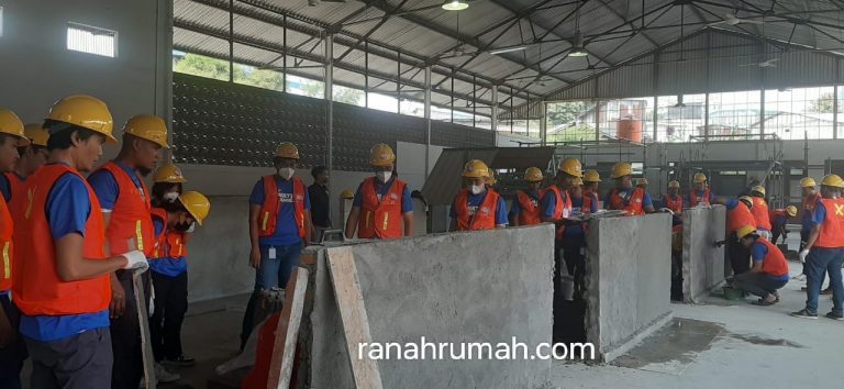 Pelatihan & Sertifikasi Kompetensi Pekerja Konstruksi oleh Semen Merah Putih