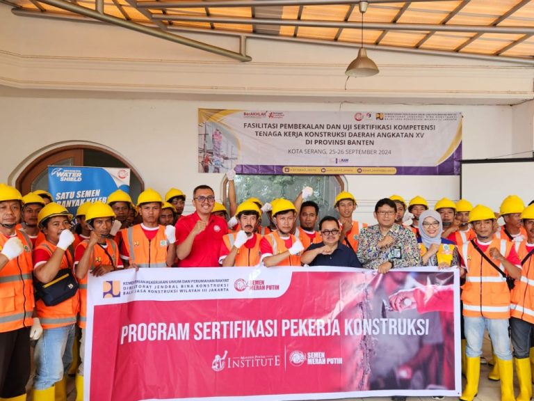 Semen Merah Putih Gelar Pelatihan Kompetensi & Sertifikasi Tenaga Kerja Konstruksi di Serang