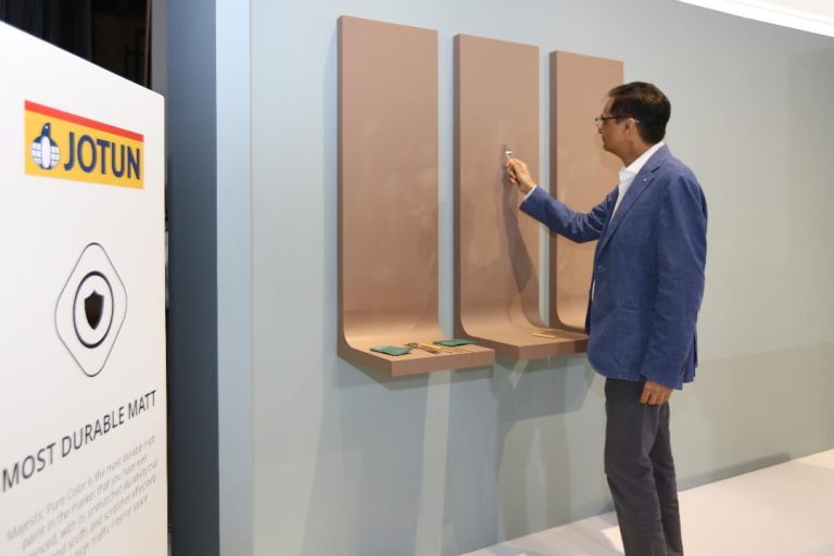 Cat Interior Inovasi Baru “Jotun Majestic Pure Color” Hasilkan Warna Matte Elegan