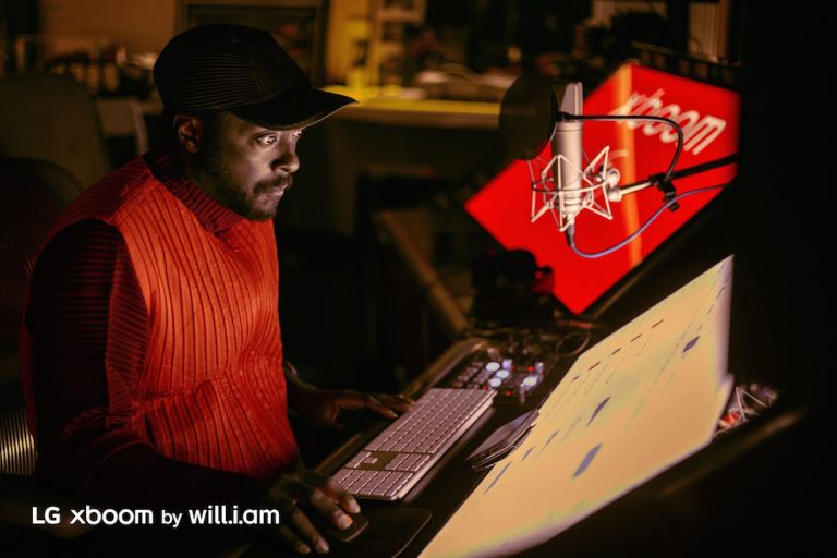 LG Kolaborasi dengan Musisi will.i.am Kampanyekan Produk Audio Terbaru “xboom by will.i.am”