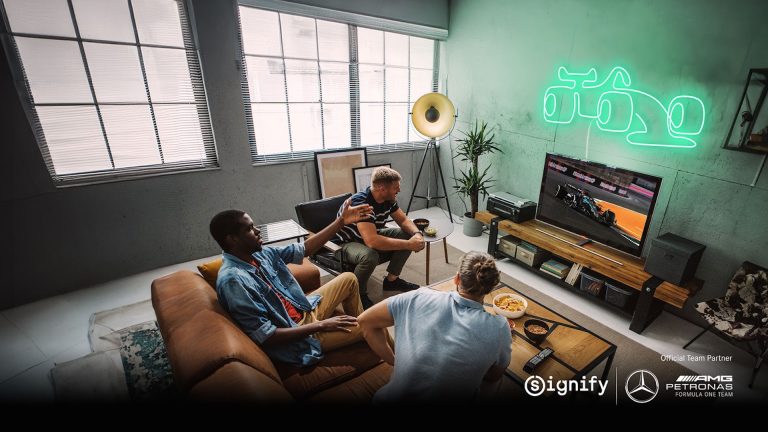 Solusi Kekinian Mendekorasi Ruang Tanpa Ribet Hanya dengan Lampu Pintar 