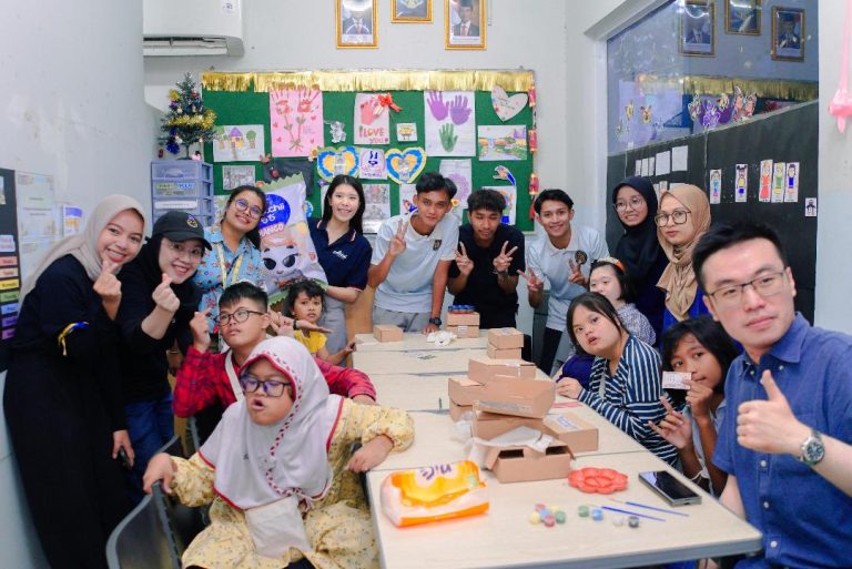 Aice Berbagi Sehat Wujudkan Ruang Inklusif dan Kebahagiaan untuk Anak Berkebutuhan Khusus