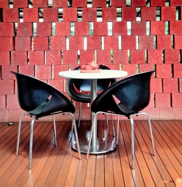 Mengenal I-Brick Material Alami yang Mereduksi Suara dan Menahan Suhu, Cocok untuk Ciptakan Suasana Resor