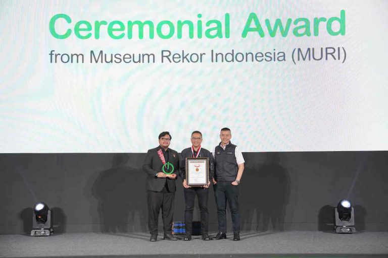 Schneider Electric Cetak Rekor MURI: Gelar Pelatihan Instalatur Listrik Hunian dengan Peserta Terbanyak