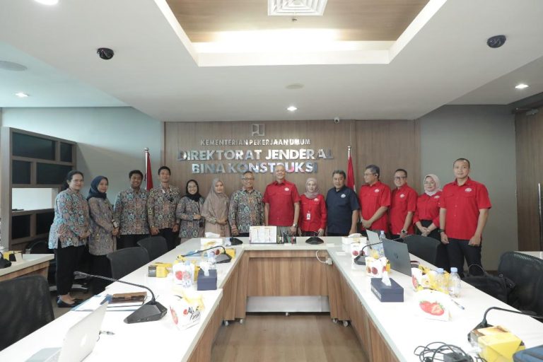 Semen Merah Putih Konsisten Dorong Industri Konstruksi Hijau