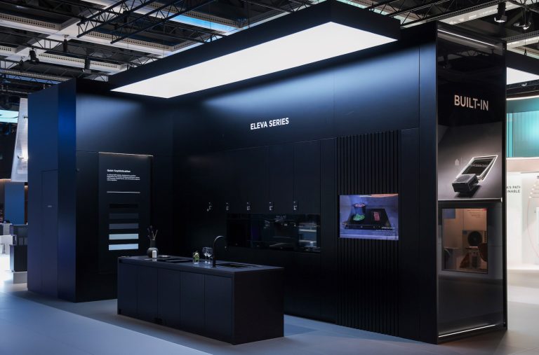 Dapur Built-In Makin Canggih Saja, Desain Estetik dengan Fitur Memasak Efisien Cocok untuk Gaya Interior Apa Pun