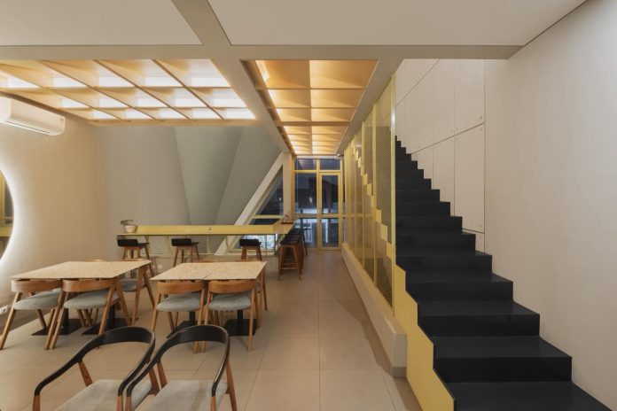 Interior Kara Lil Sis Café