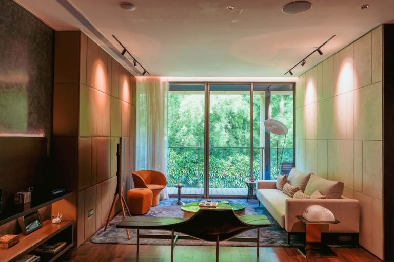 Living Room Savyavasa