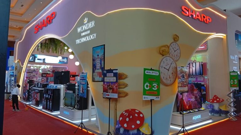Booth Sharp di Jakarta Fair Kemayoran 2026