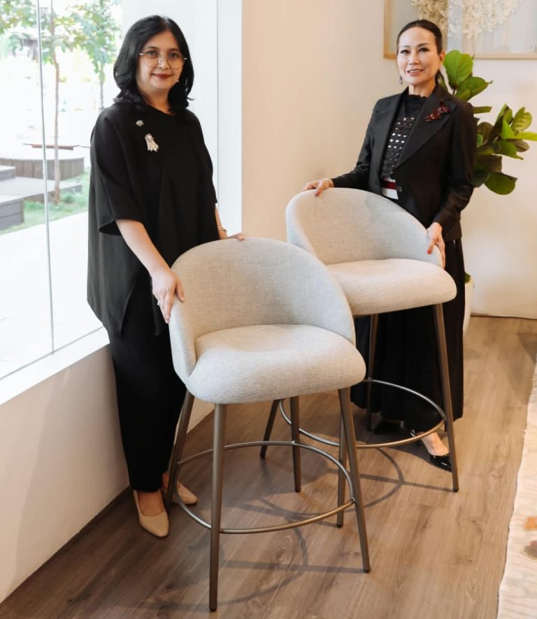 AB Collection Anita Boentarman x Vinoti Living: Furnitur Timeless yang Fleksibel, Kini Hadir dengan Barstool