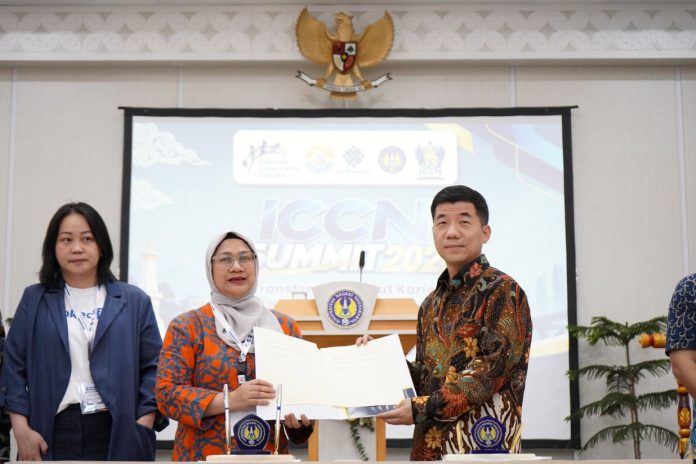 ICCN Summit 2026 Kolaborasi Midea x Perguruan Tinggi Kolaborasi Midea dan ICCN di acara ICCN Summit 2026