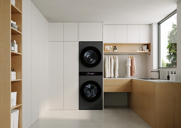 LG WashTower 25 inci desain ringkas LG WashTower 25 inci di area laundry