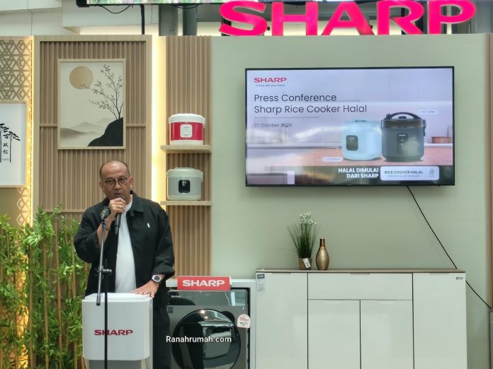 Andry Adi Utomo, National Sales Senior General Manager PT Sharp Electronics Indonesia
