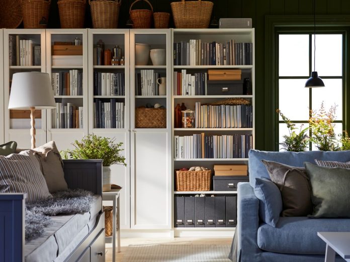 Rak buku IKEA